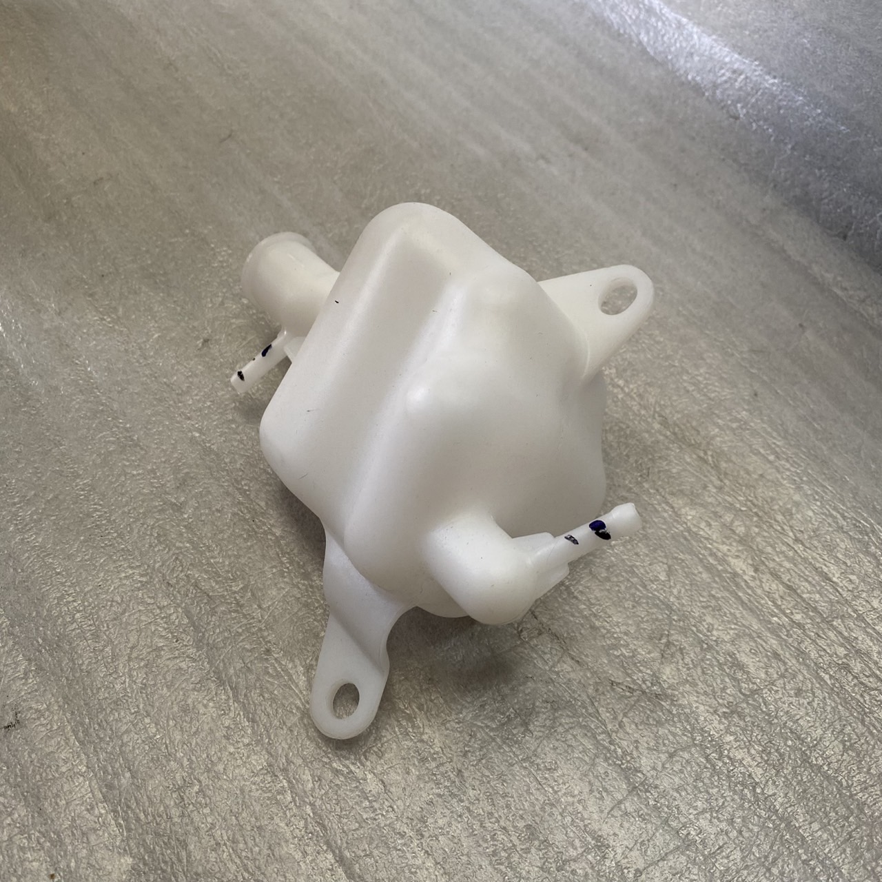 19111-KZR-600 ถังน้ำสำรอง CLICK125i 2012-2014 อะไหล่แท้ HONDA