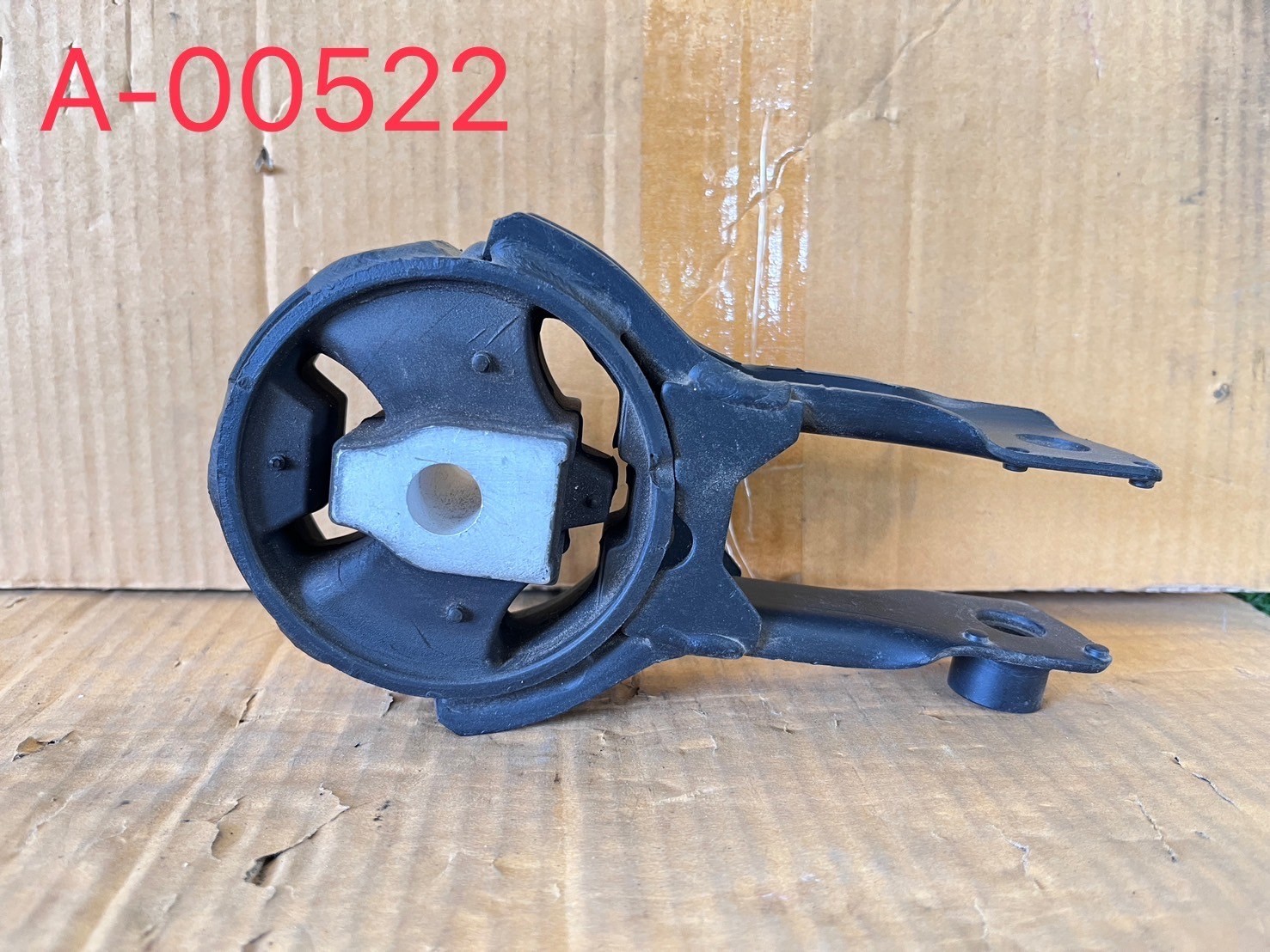 ยางแท่นเครื่องตัวหลัง Mazda2