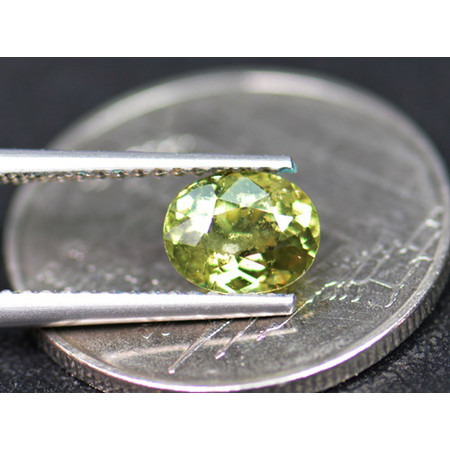 พลอยแท้สฟีน (Sphene) 1.08 กะรัต