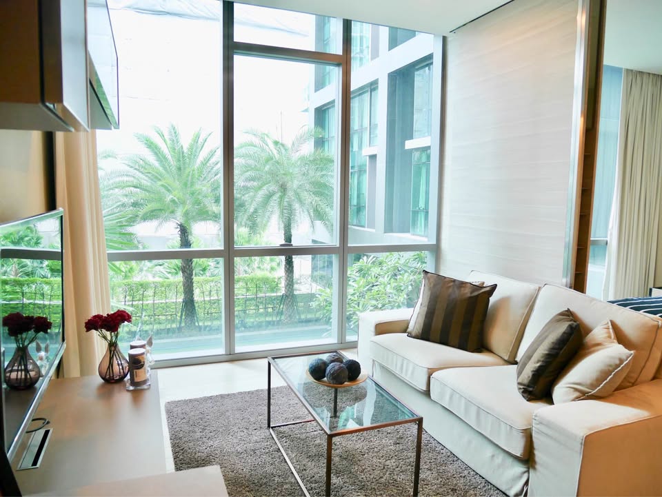 The Room Sukhumvit21