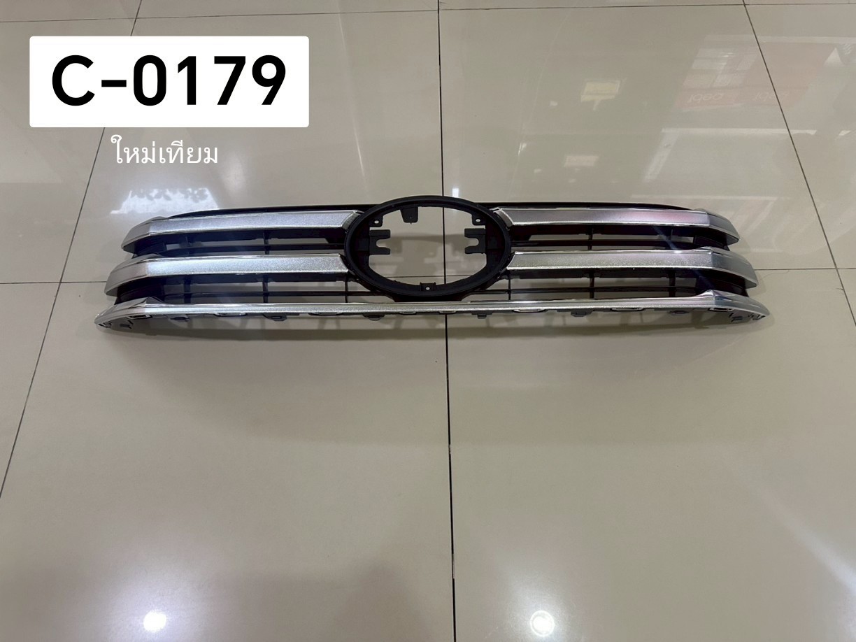 หน้ากระจังโครเมี่ยม Toyota Revo 2016 ใหม่เทียม