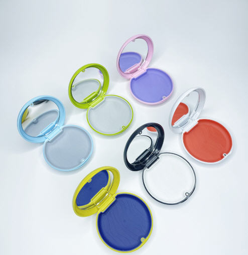 กล่องเก็บรีเทนเนอร์,กล่องรีเทนเนอร์,กล่องใส่รีเทนเนอร์,กล่องรีเทนเนอร์พร้อมกระจก,สกรีนโลโก้