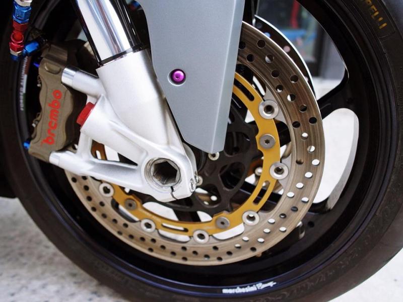 จานเบรคหน้า brembo HP supersport สำหรับ S1000RR 09+