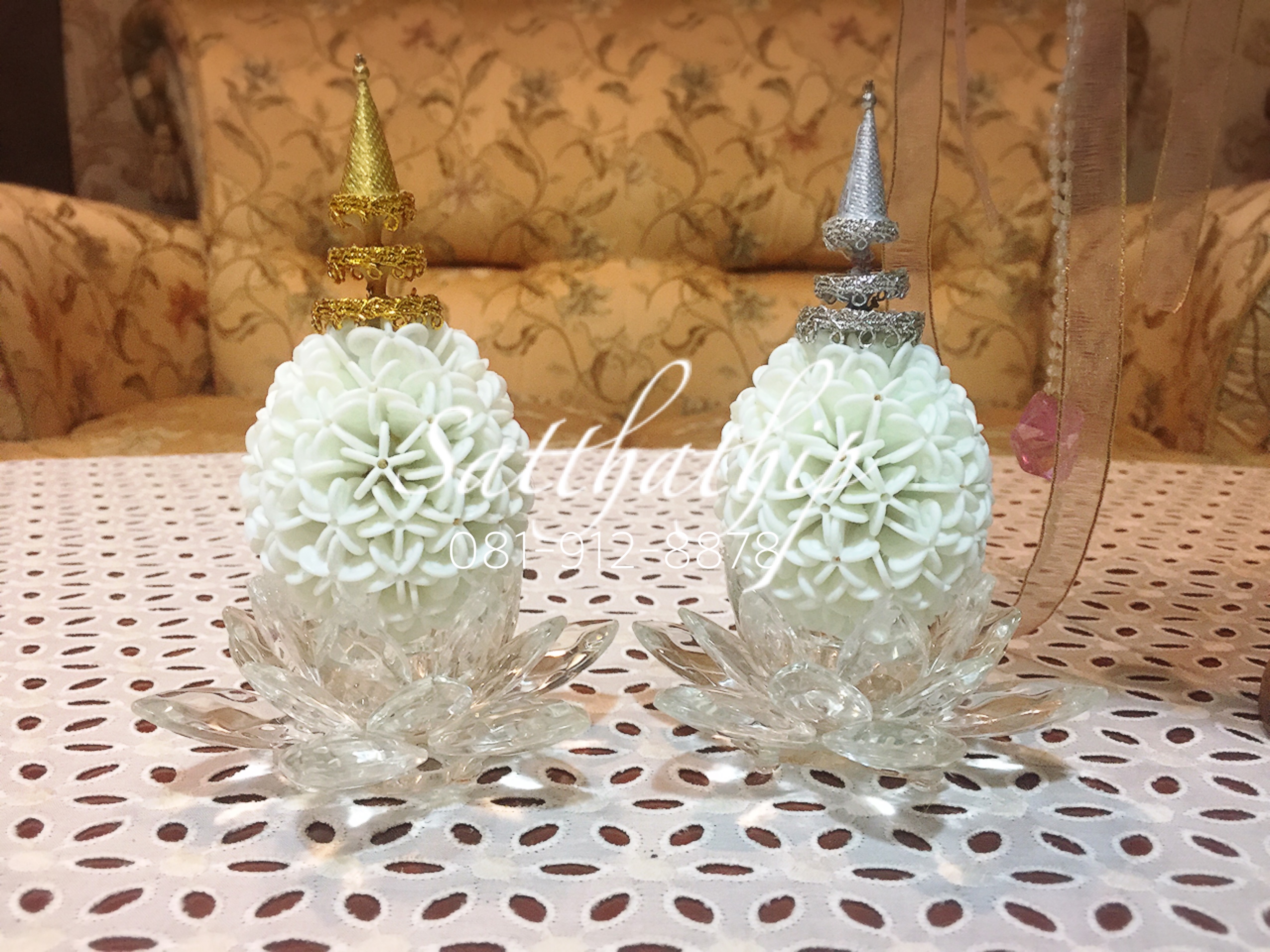 พานพุ่ม - พานพุ่มสักการะ - พานพุ่มดอกรัก - พานพุ่มดอกรักประดิษฐ์ (พลาสติก) - พานพุ่มสีขาว - Panpum