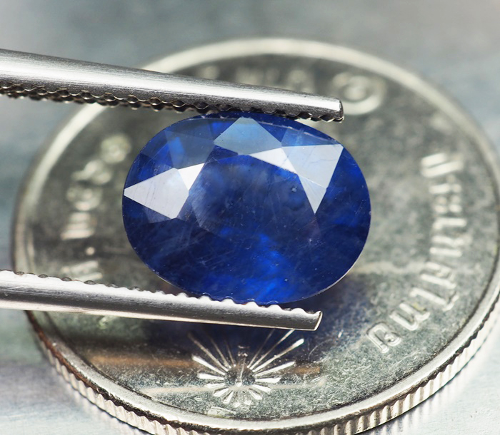 พลอยไพลิน (Sapphire) 3.20 กะรัต