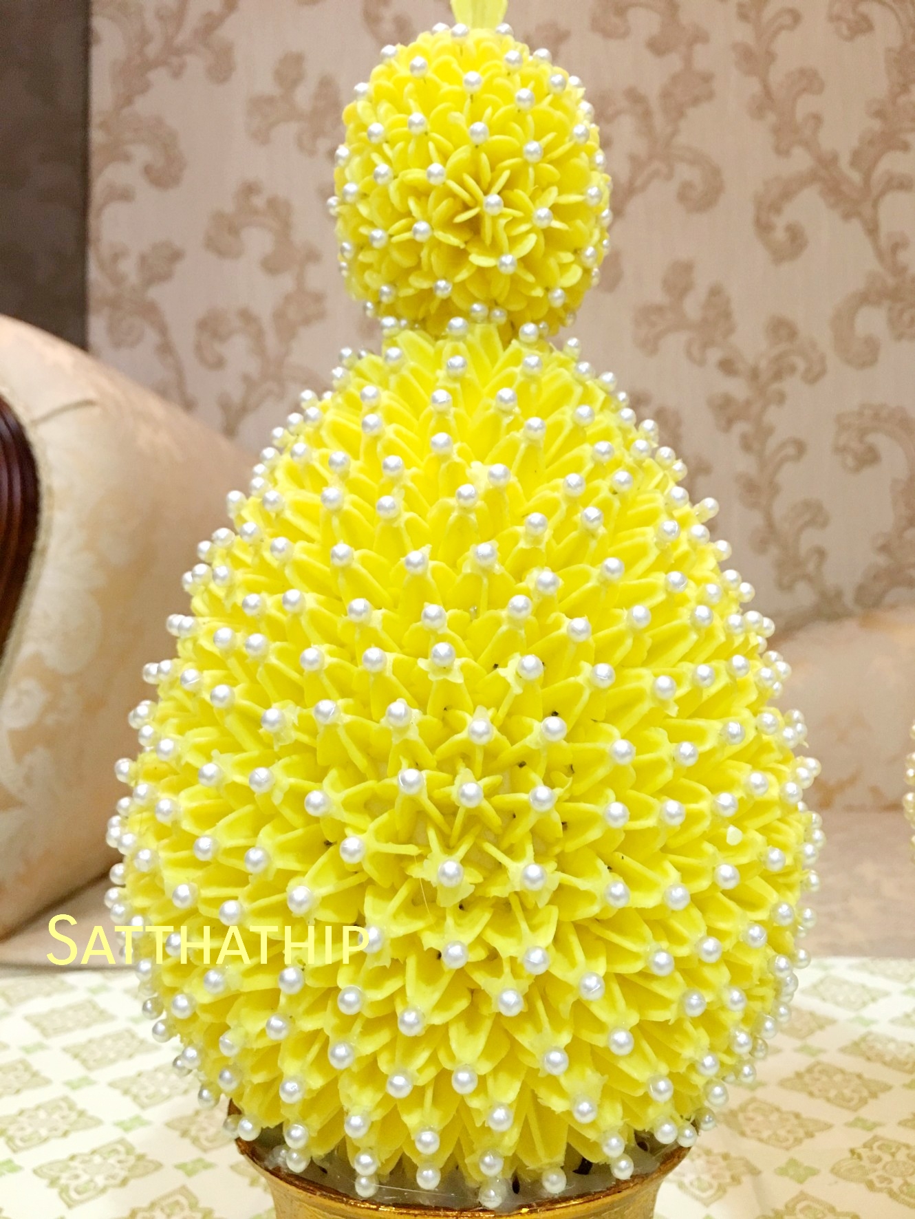 พานพุ่ม - พานพุ่มสักการะ - พานพุ่มดอกรัก - พานพุ่มดอกรักประดิษฐ์ (พลาสติก) - พานพุ่มสีเหลือง - Panpum