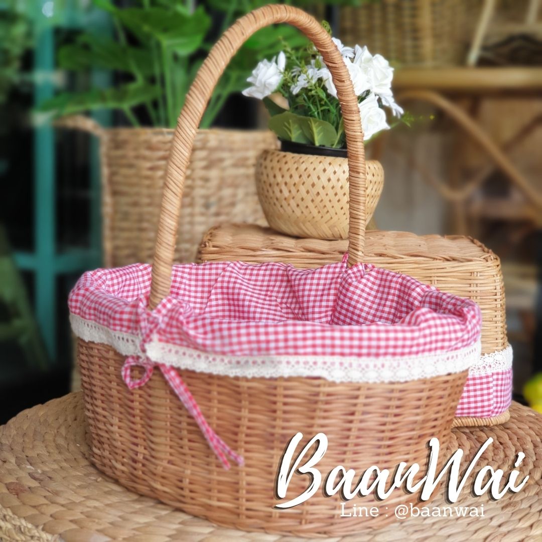 ตะกร้าหวาย ตะกร้าบุผ้า ตะกร้าหวายลายสต๊อกแดง ตะกร้าใส่ของ ตะกร้าอเนกประสงค์ ตะกร้าทรงรี
