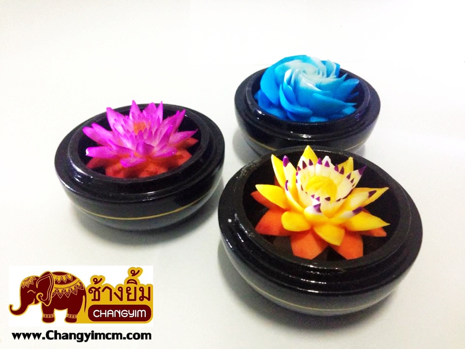 สบู่หอมแกะสลัก (Carving soap in the flower shape)
