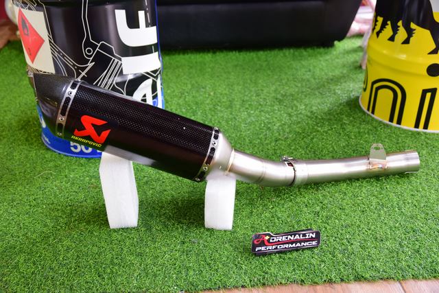 Link pipe Akrapovic ZX6R 2019+ (For Exhibition only)