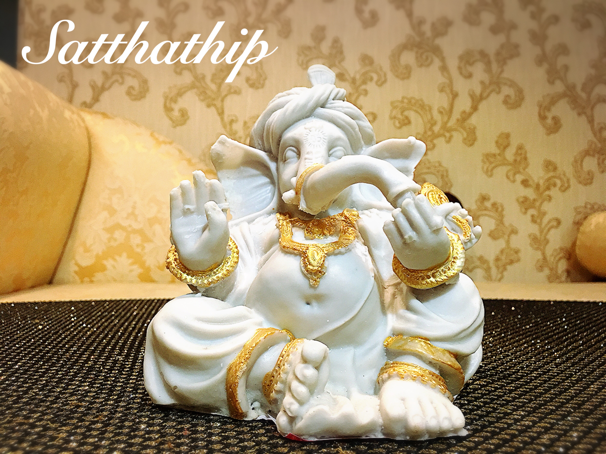 พระพิฆเนศ ปางประทานพร (เรซิ่น) - Ganesha: Lord of Success