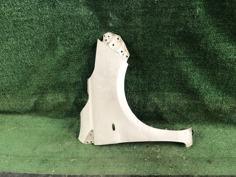 บังโคลนหน้า R 4D Toyota Yaris 2017-2019