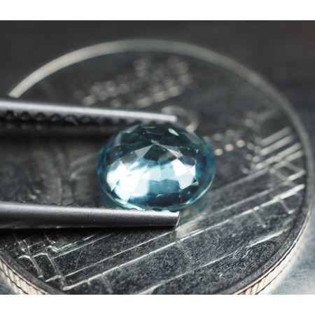 เพทาย (Blue Zircon) 1.40 กะรัตสีฟ้า