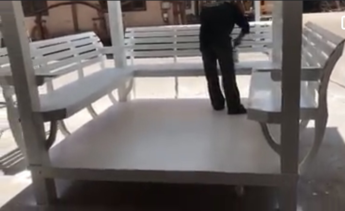 ( รหัส E2-G ) ศาลา ไม้สักสีเงา เสากลมเอียง อโยธยา หลังคาทรงไทยสีน้ำตาล / ขนาด 2.40x2.40x3.00 เมตร