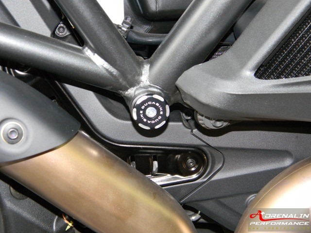 จุกอุดเฟรม Ducabike สีดำ สำหรับ Diaval