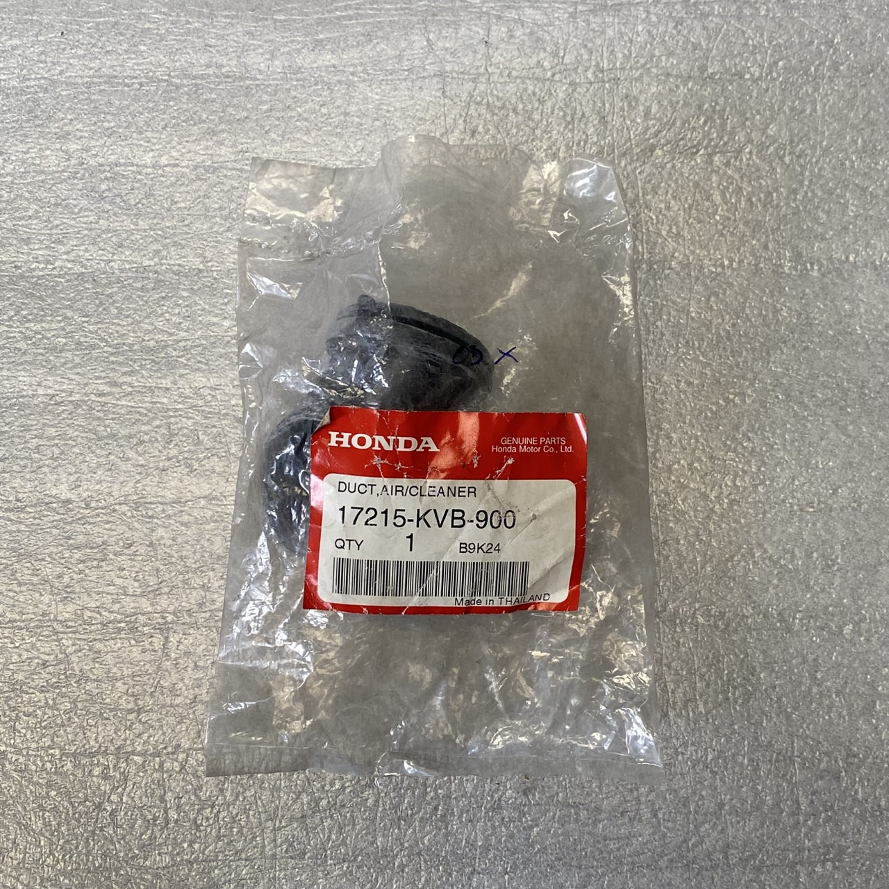 17215-KVB-900 ท่อระบายอากาศ CLICK110 2006 คาร์บู Click/ANC110BCT,BDT,BST , AIRBLADE 2006-2007 อะไหล่แท้ HONDA