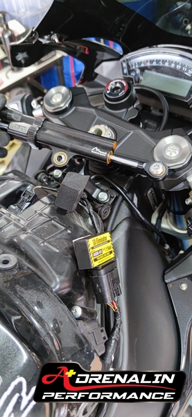 กันสะบัด Ohlins สำหรับ ZX10 2016+