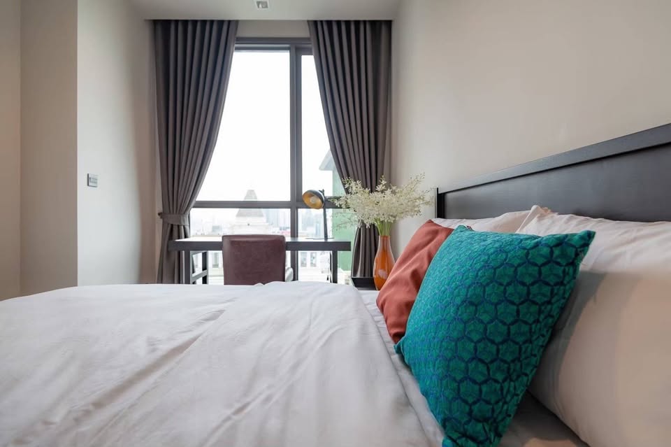 The Line Ratchathewi