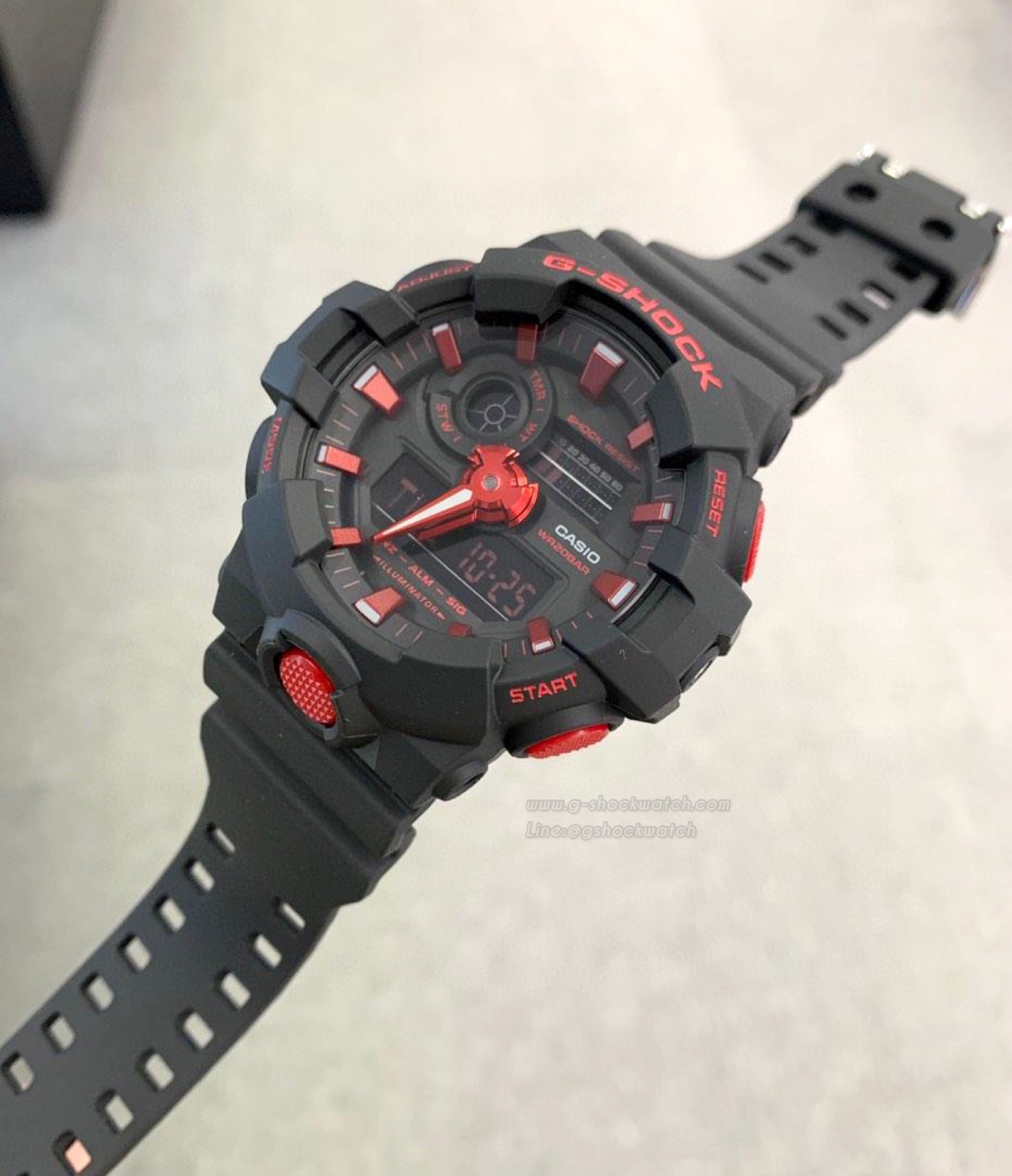CASIO G-SHOCK นาฬิกาข้อมือ นาฬิกากันน้ำ นาฬิกาของแท้ ประกันศูนย์ CMG 1 ปี รุ่น GA-700BNR-1A