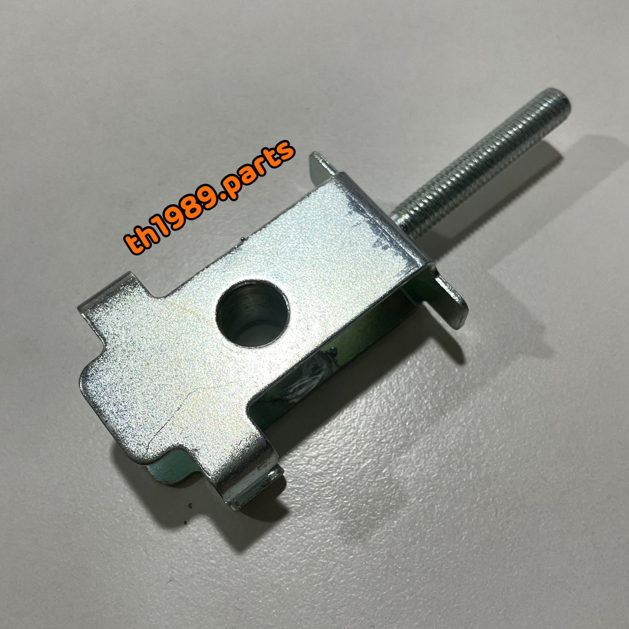 ตัวตั้งโซ่ สำหรับรุ่น CHEER AN110L1 อะไหล่แท้ KAWASAKI 33040-1120