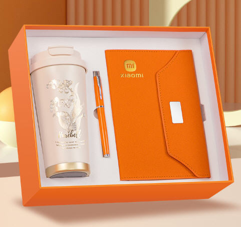 ชุดของขวัญปีใหม่,ชุดแก้วน้ำ+สมุดโน้ต+ปากกา,สกรีนโลโก้,ติดLOGO,ราคาพิเศษ