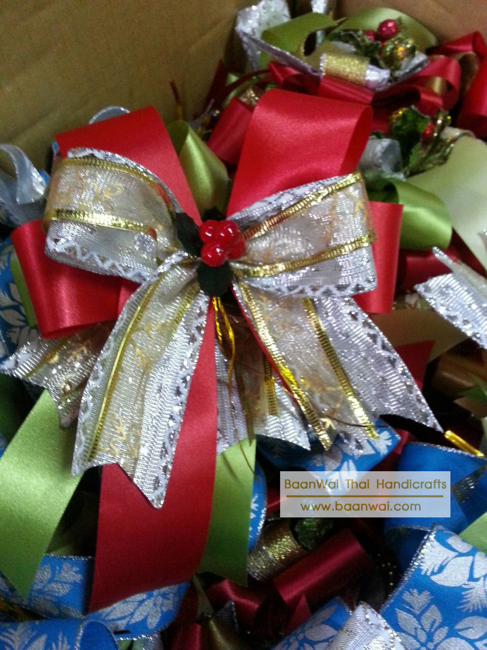"งานตัวอย่าง" รับทำโบว์ติดกระเช้า โบว์ติดของชำร่วย โบว์ของขวัญ โบว์รางวัล โบว์ประกวด โบว์ติดรางวัล
