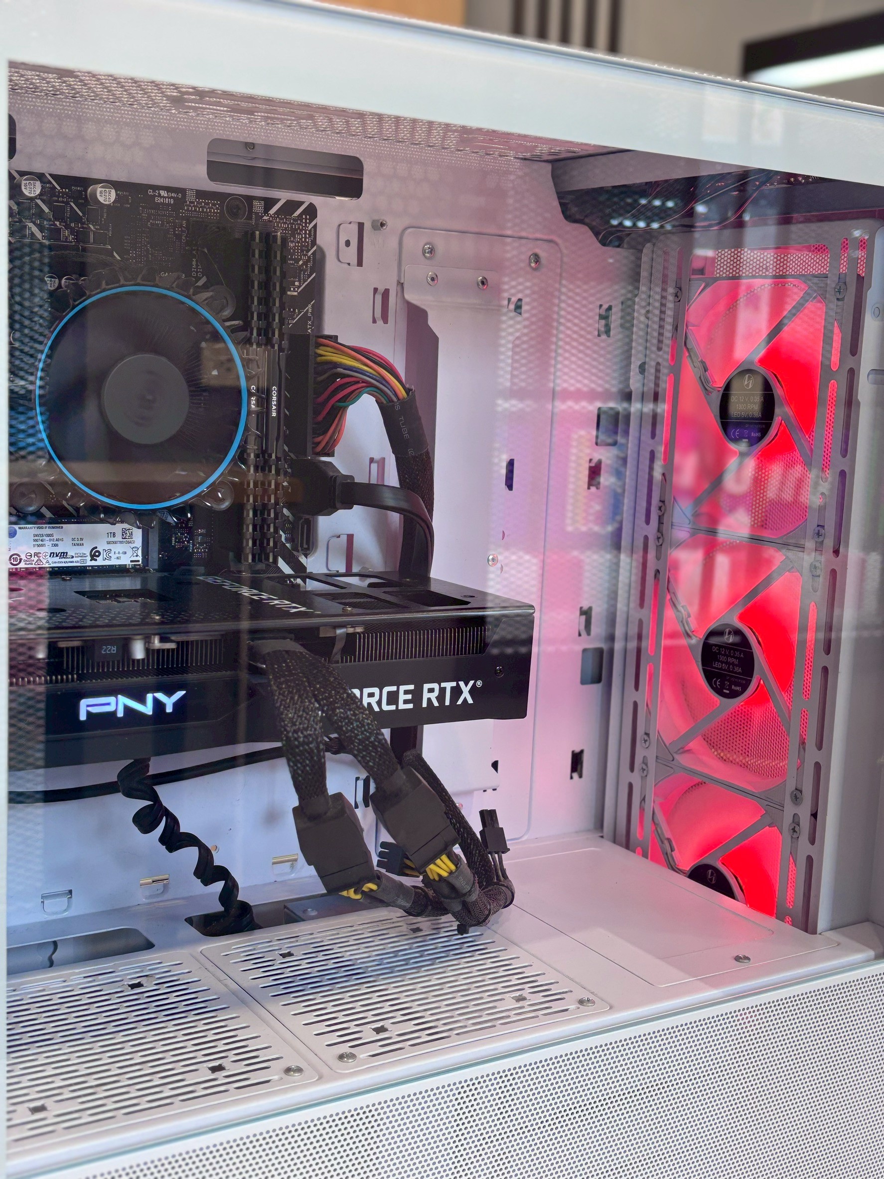 PC ประกอบ Intel Corei5 12400F / RAM DDR4 16GB / GEFORCE RTX 3060 TI