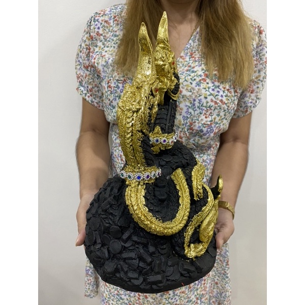 พญานาค พญานาคเกี้ยว องค์สีดำ กว้าง8.5นิ้ว สูง13นิ้ว