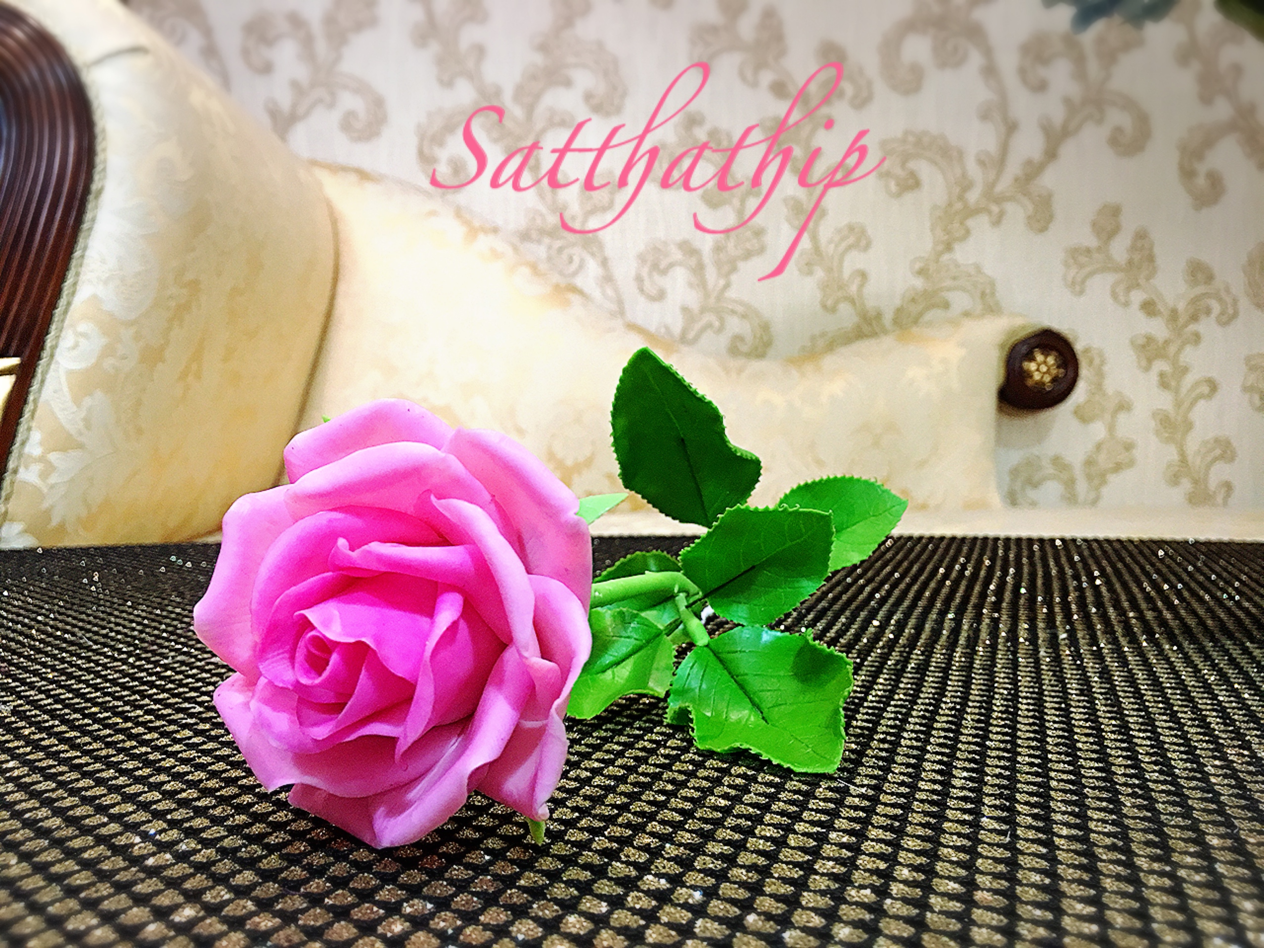 ดอกกุหลาบ สีชมพู ประดิษฐ์จากดิน - ดอกกุหลาบ - Rose Flower