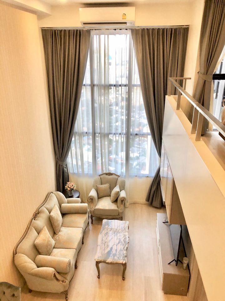 Knightsbridge Prime Sathorn