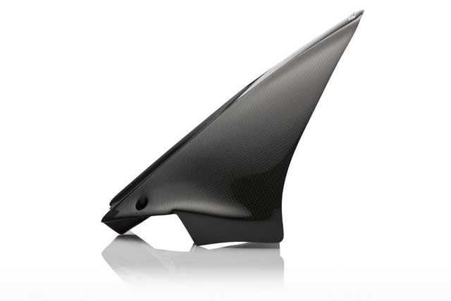 Carbon2Race บังโคลนหลังคาร์บอน สำหรับ CBR1000RR 08-16