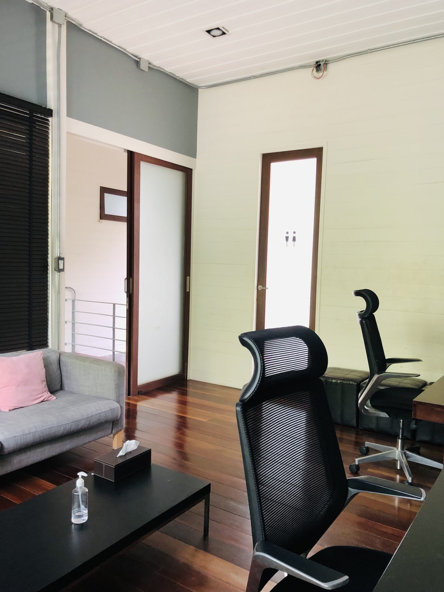 Townhouse Townehome office for rent