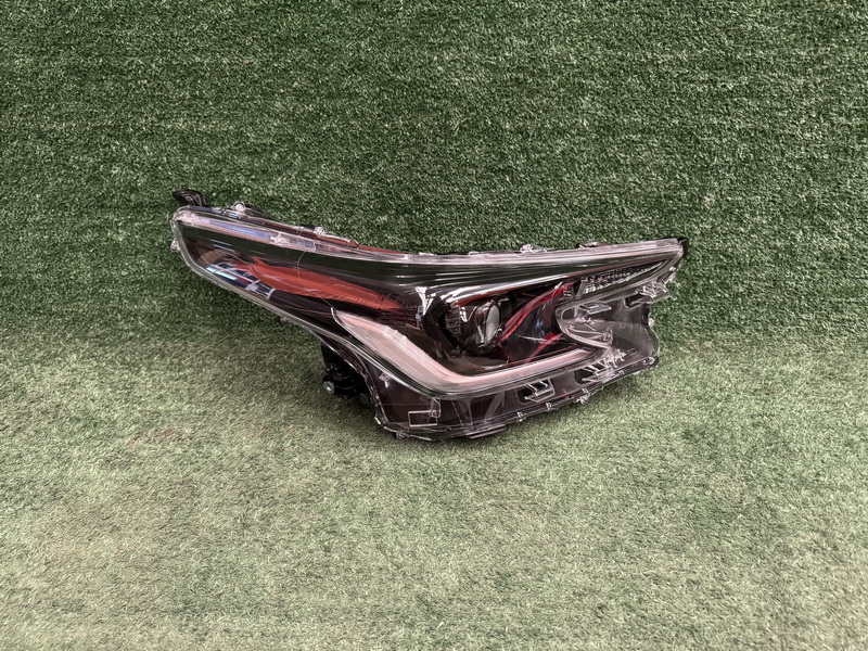 ไฟหน้า R ใหม่ แท้ 81110-YP340 Toyota Yaris MC 2023-2025