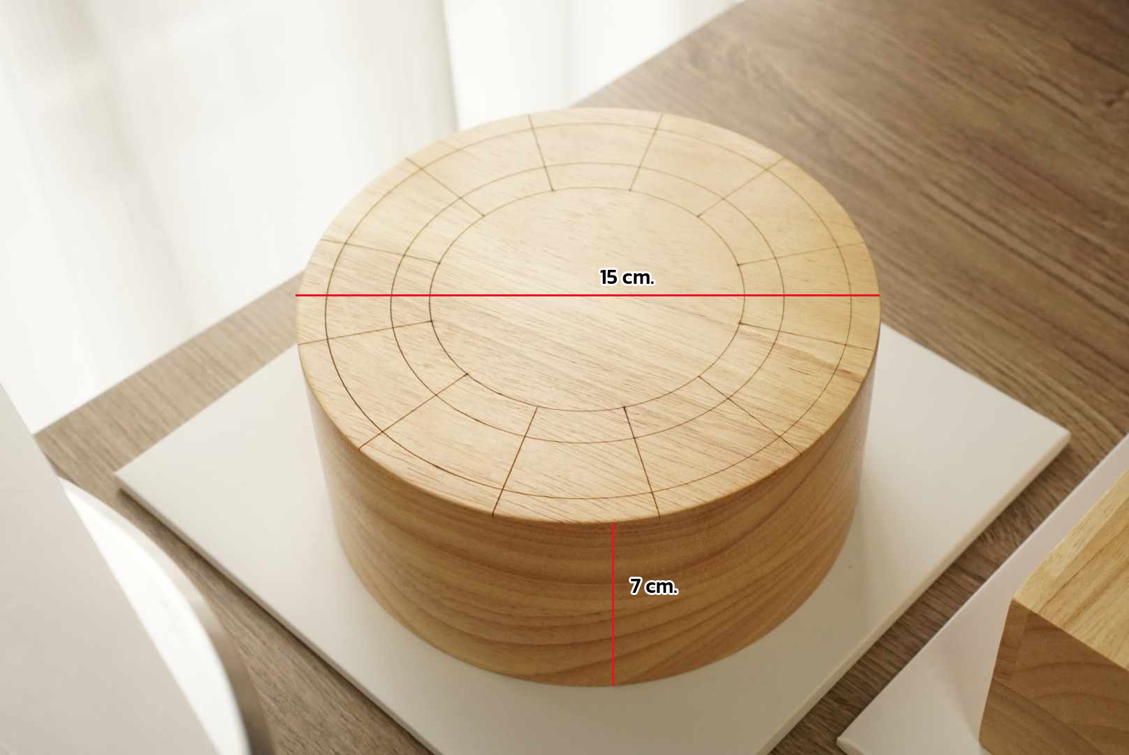 แท่นไม้ฝึกปาดและตกแต่งเค้ก ทรงกลม 15 x7 cm. Wooden Cake Block for Practice (Round) 15 x7 cm. (12-8457)