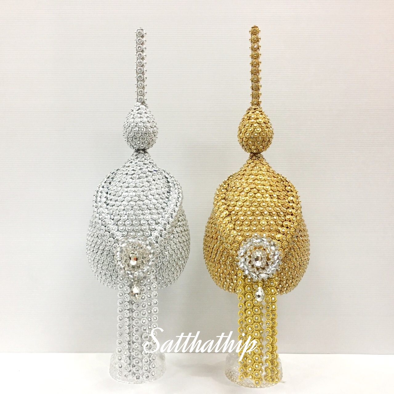 พานพุ่ม - พานพุ่มสักการะ - พานพุ่มเงินทอง - พานพุ่มนพเก้า [ุ6 นิ้ว/ 3,500บาท/คู่]