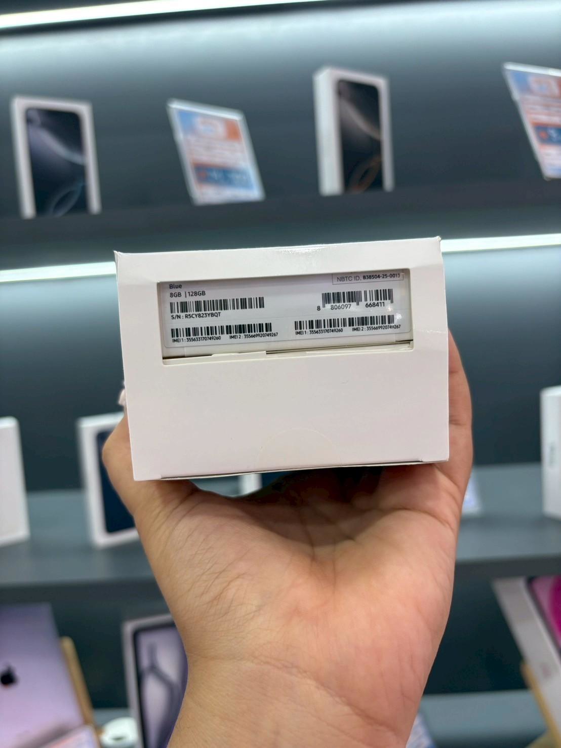 Samsung Galaxy A17 (8+128) สี Blue