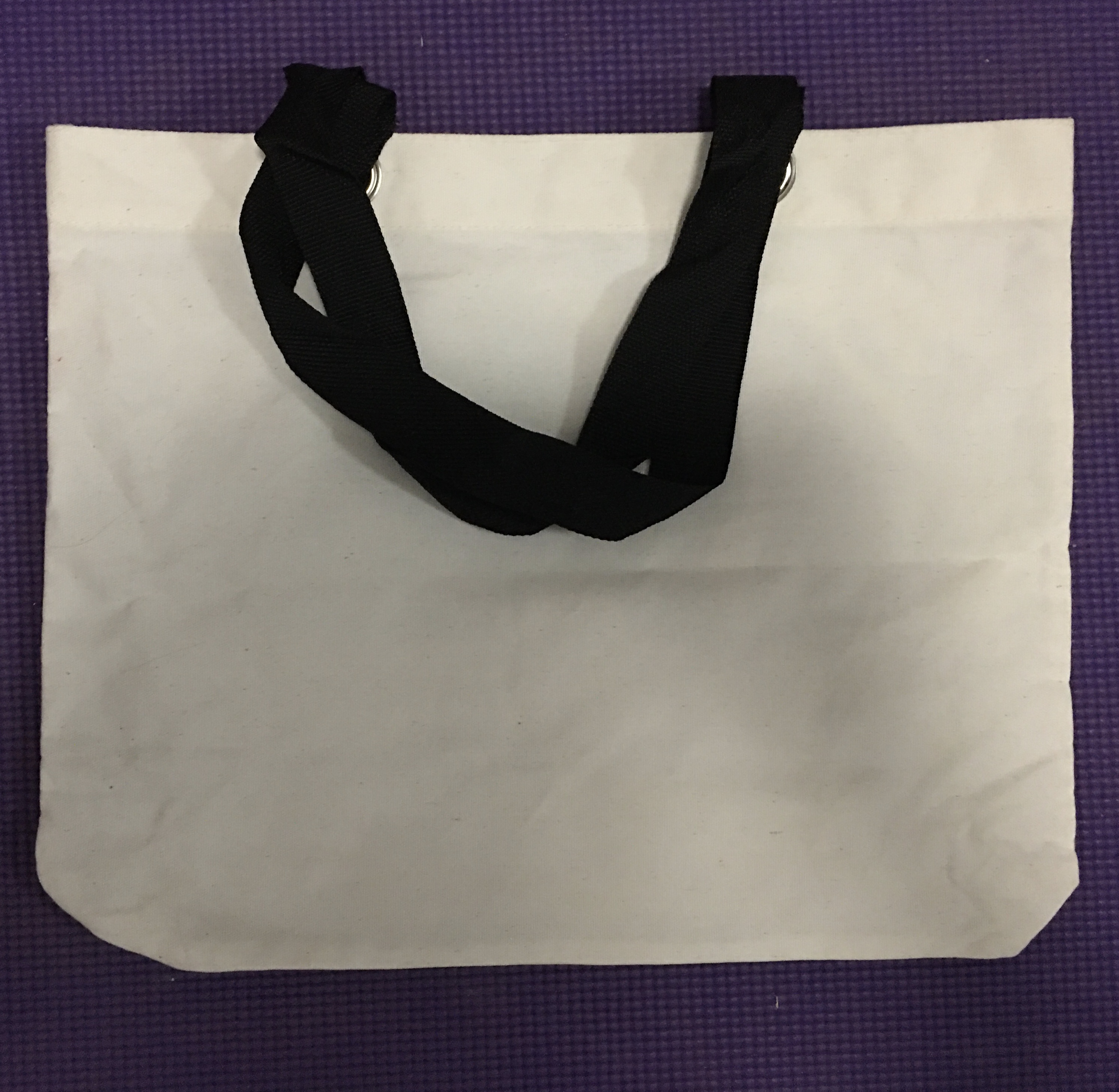 กระเป๋าผ้า รักษ์โลก Easy Lifestyle SCB Easy ขนาด 33x41 cm ควรเก็บให้ห่างจากเปลวไฟ ความร้อน และของมีคม