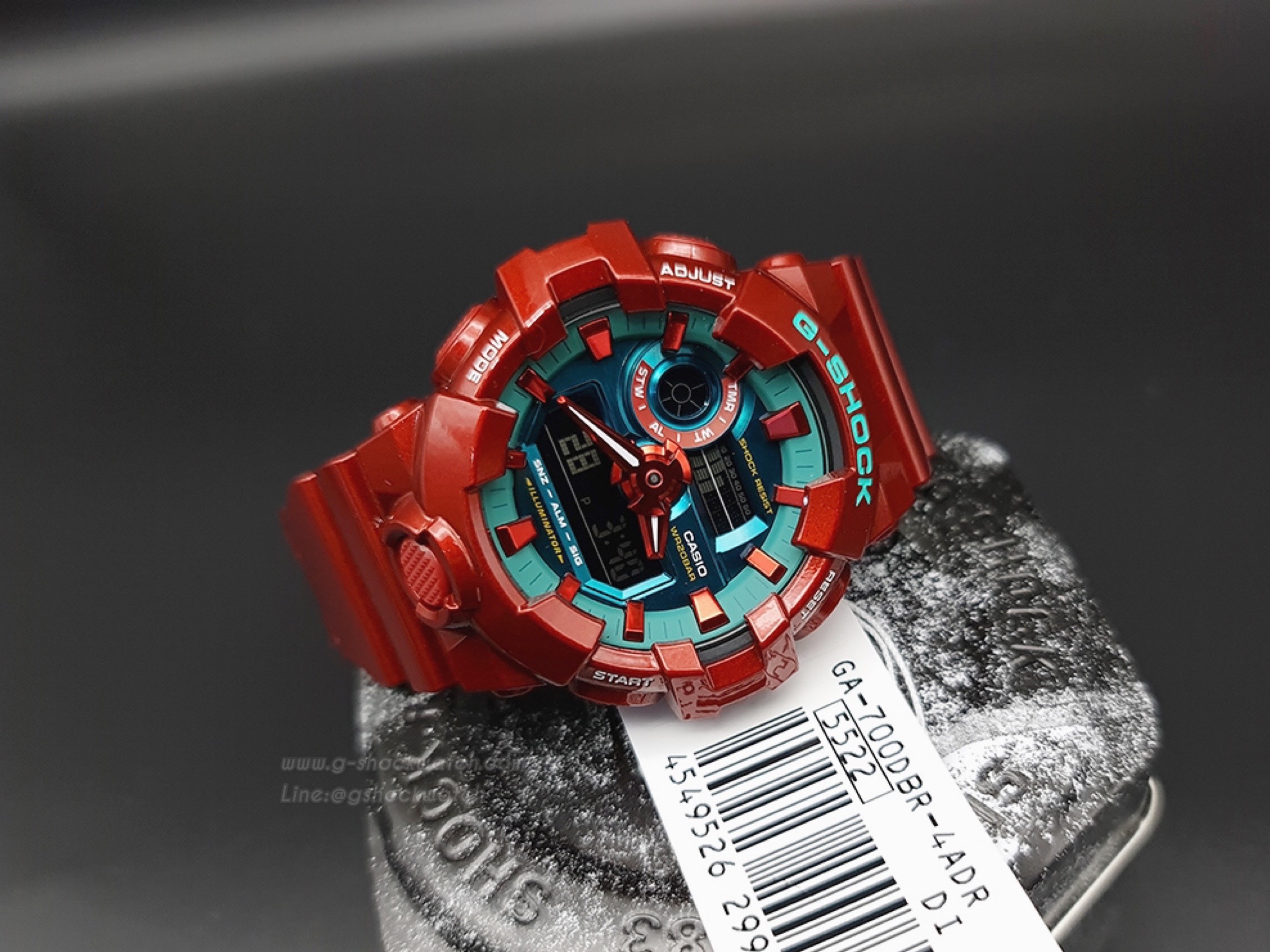 CASIO G-SHOCK นาฬิกาข้อมือ นาฬิกากันน้ำ นาฬิกาของแท้ ประกันศูนย์ CMG 1 ปี รุ่น GA-700DBR-4A