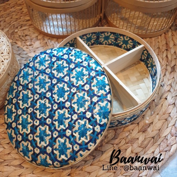 กล่องชะลอม ลายพิกุล ทรงกลม ขนาด 10 นิ้ว