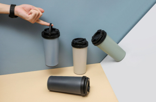 แก้วสแตนเลส,แก้วผลักไม่ล้ม