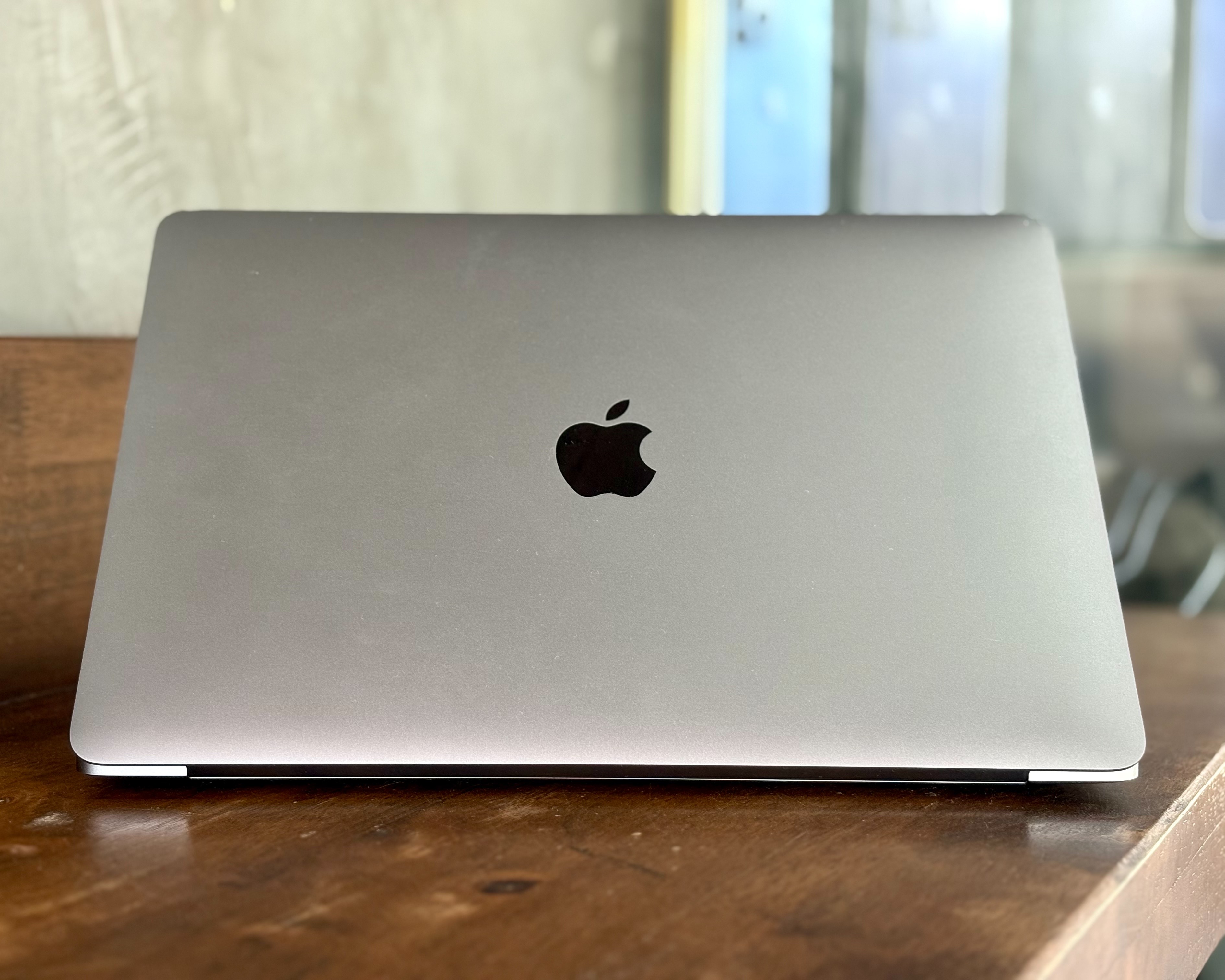 MacBook Air 13" (M1, 2020) 8/256GB Space Gray