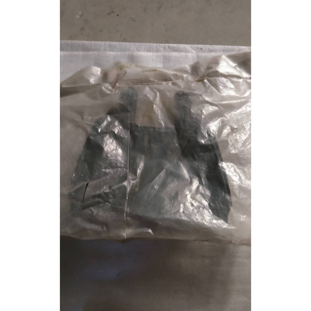 ฝาปิดหม้อกรองอากาศ สำหรับรุ่น Smash 110 Junior FD110XCU-A อะไหล่แท้ SUZUKI 13741-09G00-000