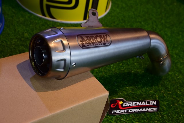ท่อ Arrow รุ่น Pro-Race Titanium สำหรับ Z900 (For Exhibition only)