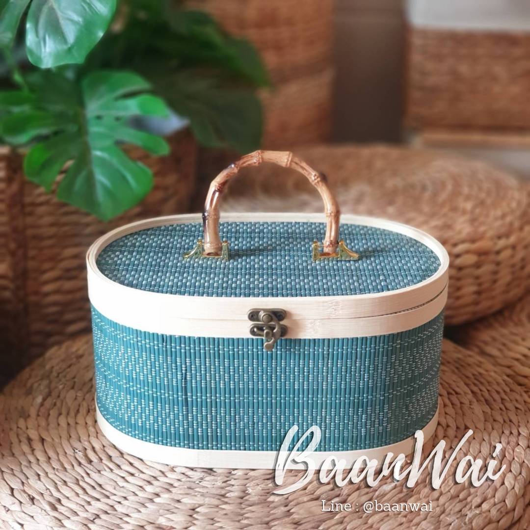 กล่องเสื่อไม้ไผ่ หูจับเรซิ่น สีเขียว Bamboo Box , Bamboo Basket
