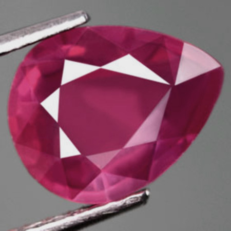 พลอยทับทิม (Ruby) 5.35 กะรัตสีชมพูอมม่วง