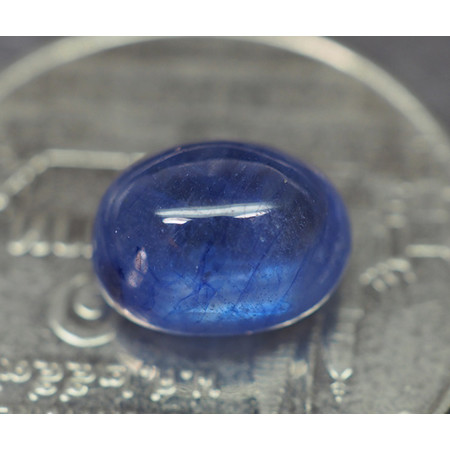 พลอยไพลินหลังเบี้ย (Sapphire) 2.95 กะรัต