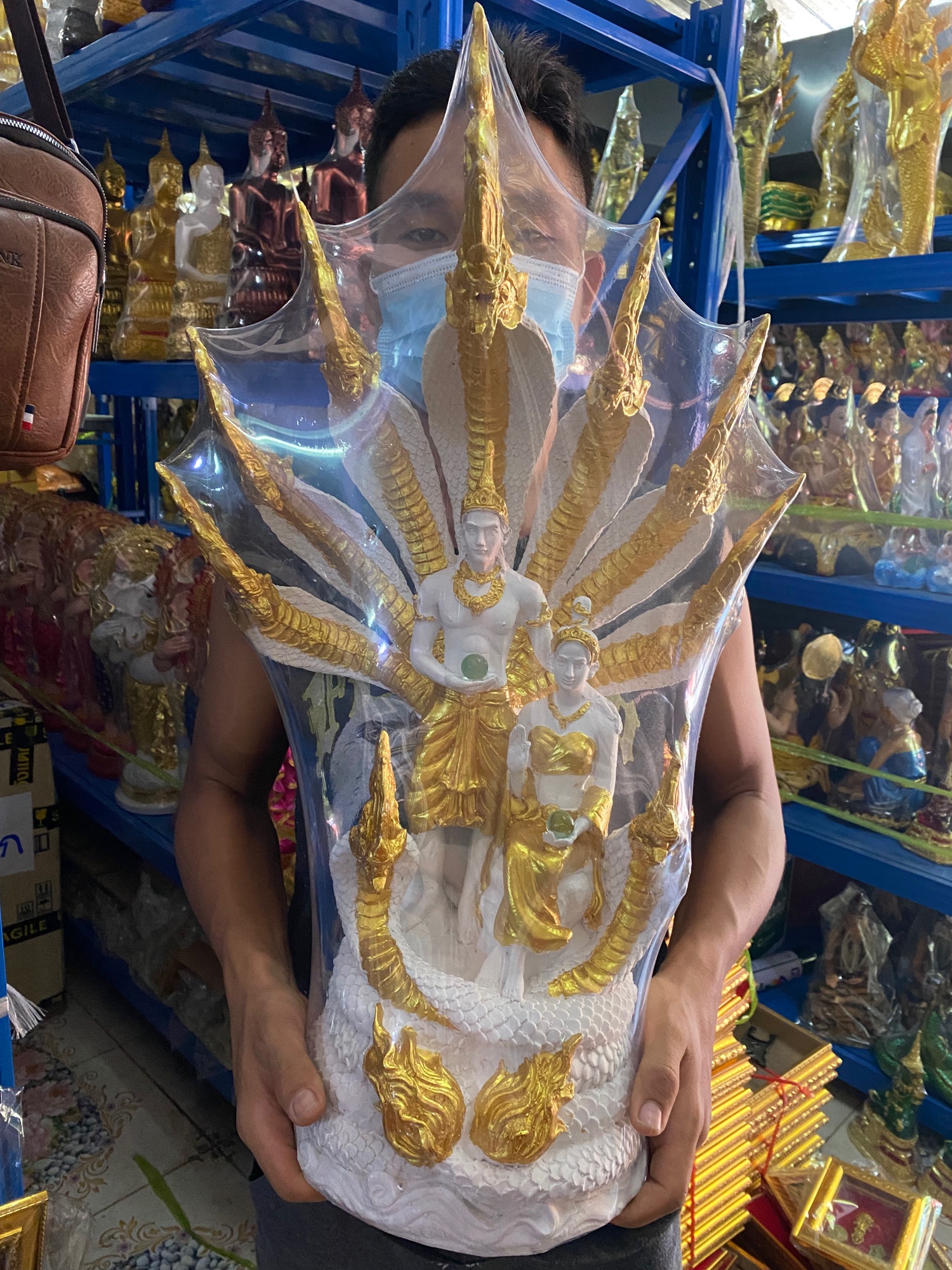 ปู่ศรีสุทโธเเม่ย่าศรีประทุมมา ปู่ย่าขนาดใหญ่ กว้าง16นิ้ว สูง25นิ้ว ปิดทองเค