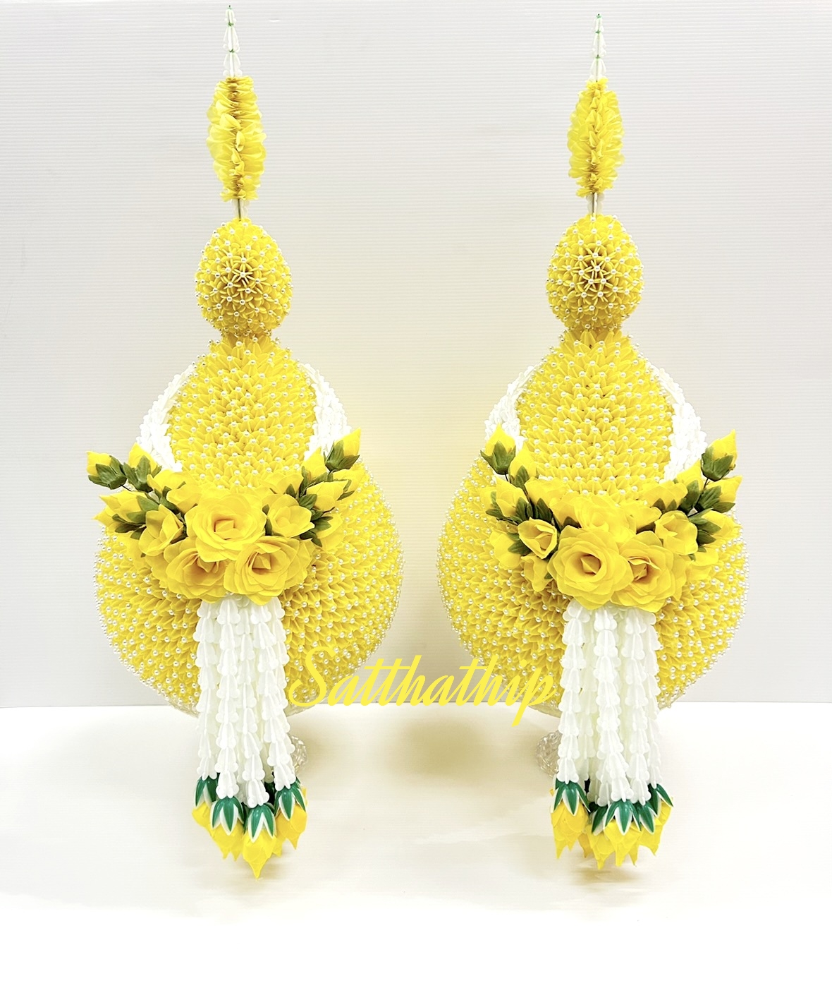 พานพุ่มดอกรักประดิษฐ์ [9"]