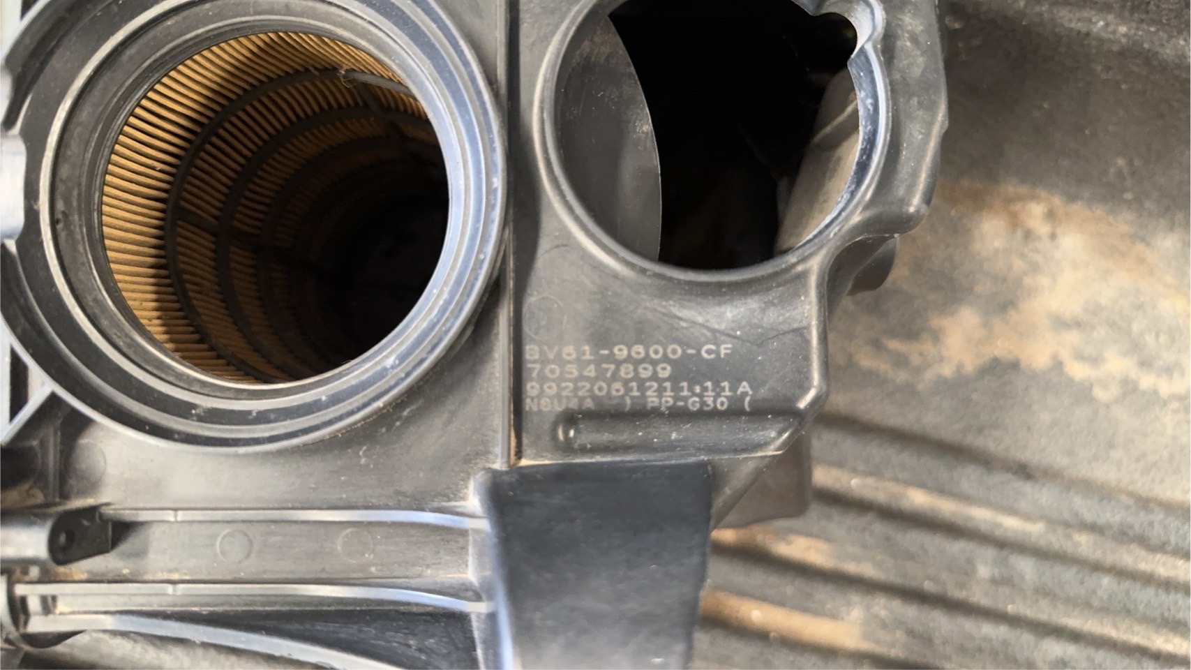 หม้อกรองอากาศ Ford Focus 2006