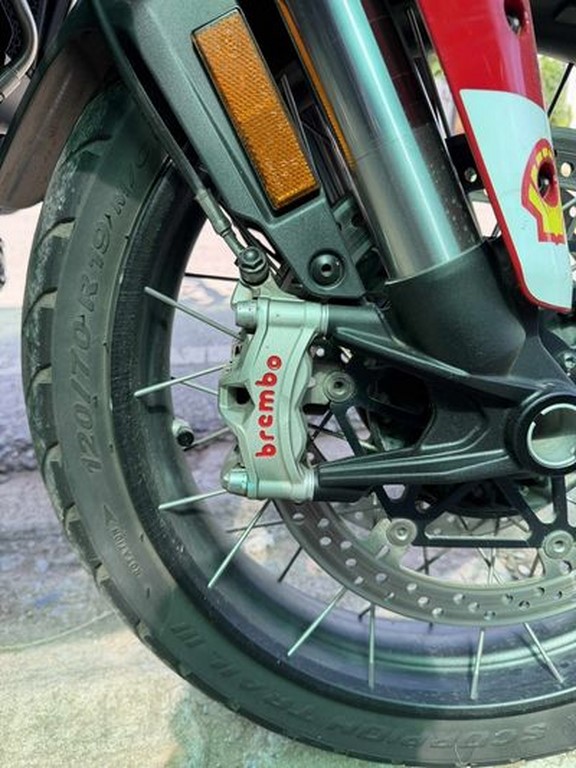 ผ้าเบรคหน้า Brembo สำหรับ ปั๊ม M4 M50 GP4 Stylema เกรด sinter