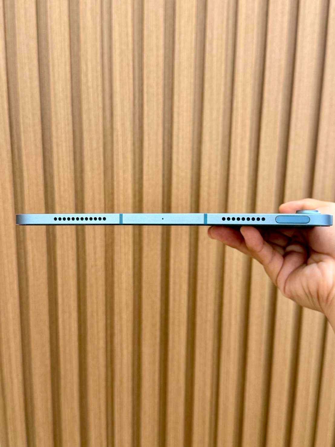 iPad Air 5th 64GB Wifi+Cellular Blue